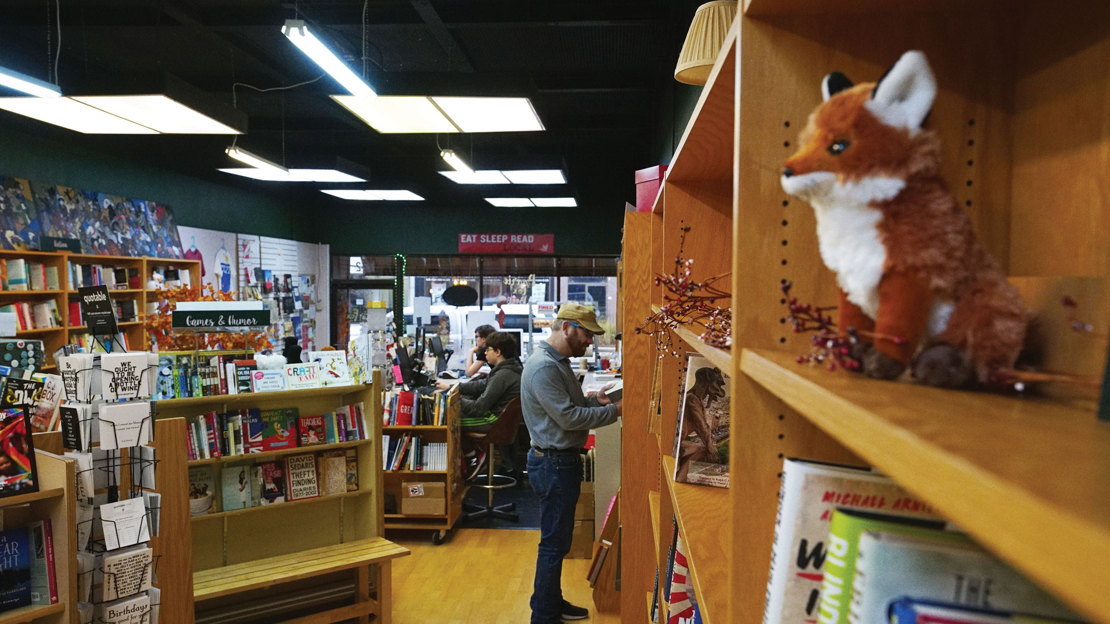 Prairie Fox Books Many Worlds Await In This Indepedent Bookstore